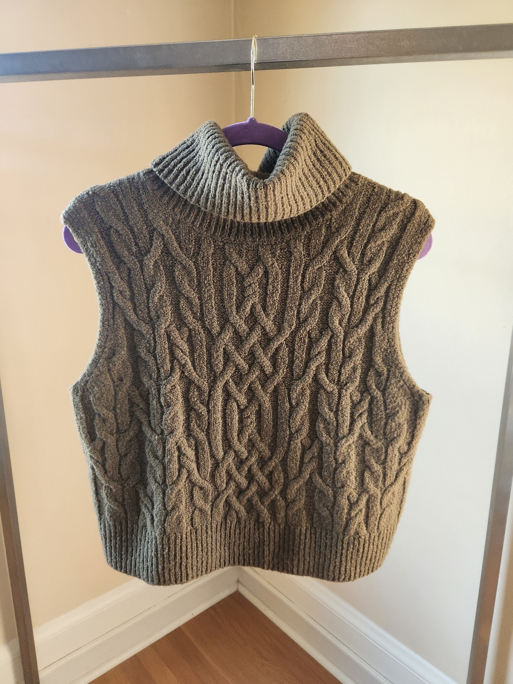 Vince Olive Cable-Knit Sleeveless Turtleneck Sweater Vest